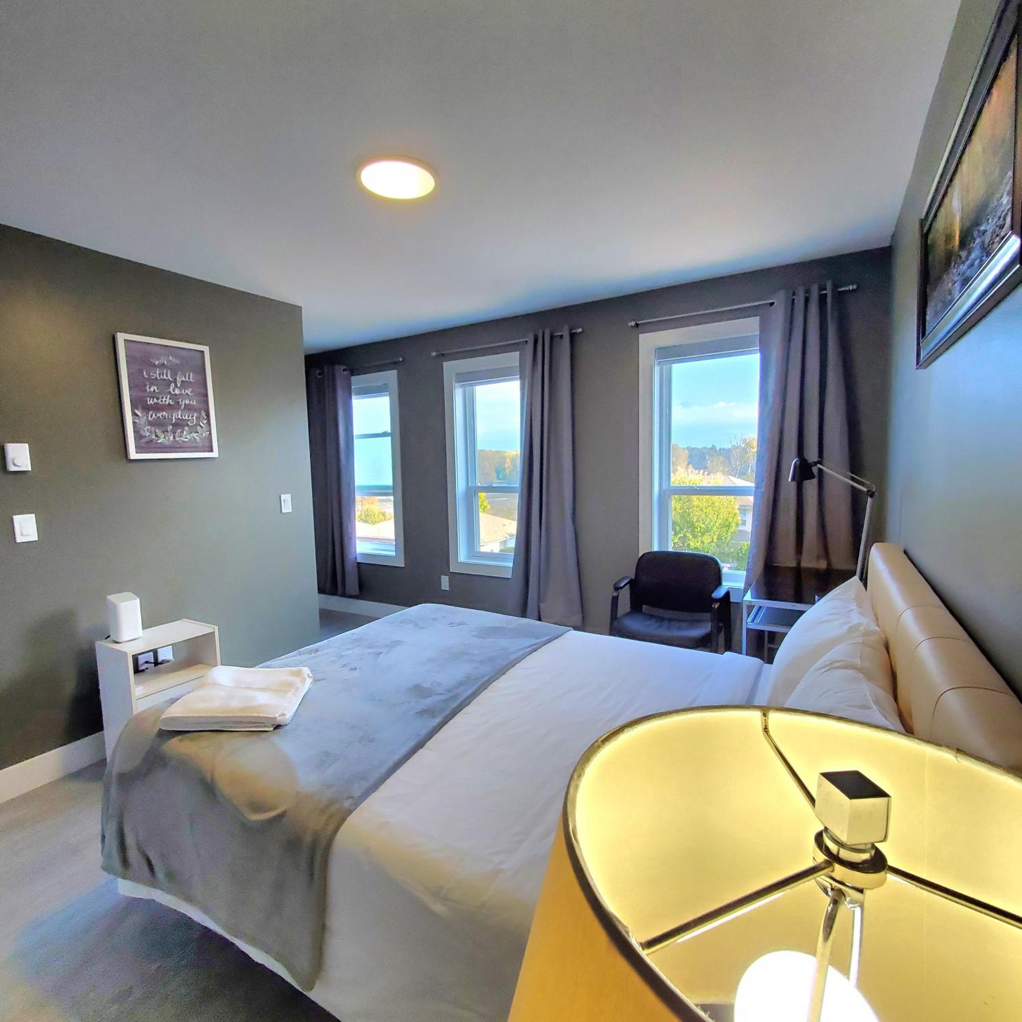 Mountain Retreat 3 Bedroom Garden House Near Heritage Park, Coliseum , Hwy 1, Fishing, Cultus Lake Chilliwack Zimmer foto